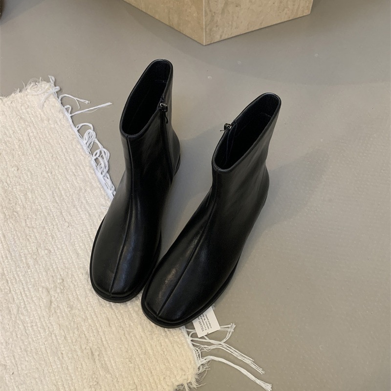 https://fulmo-img-server.com/stepchic/768d9ddb-38eb-4ff5-8901-e9b21321b98b.jpg