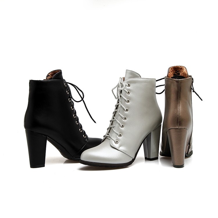 https://fulmo-img-server.com/stepchic/857ab9c7-b9cf-4911-a3b5-aed735cea991.jpg