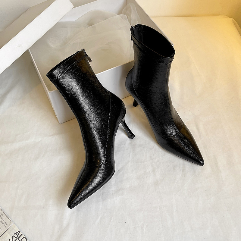 https://fulmo-img-server.com/stepchic/8a53cc06-4bf2-4496-b9d7-b04516517aab.jpg
