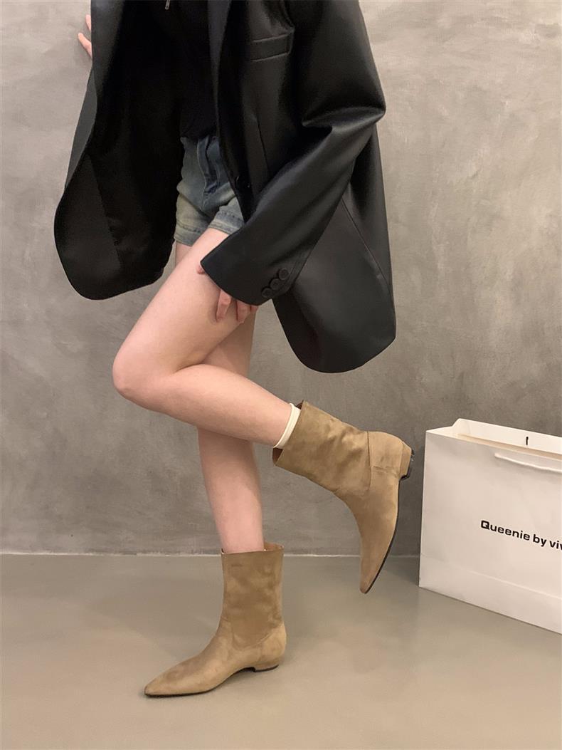 https://fulmo-img-server.com/stepchic/8c4a50d2-ce73-4fde-a396-10e7867a28b2.jpg