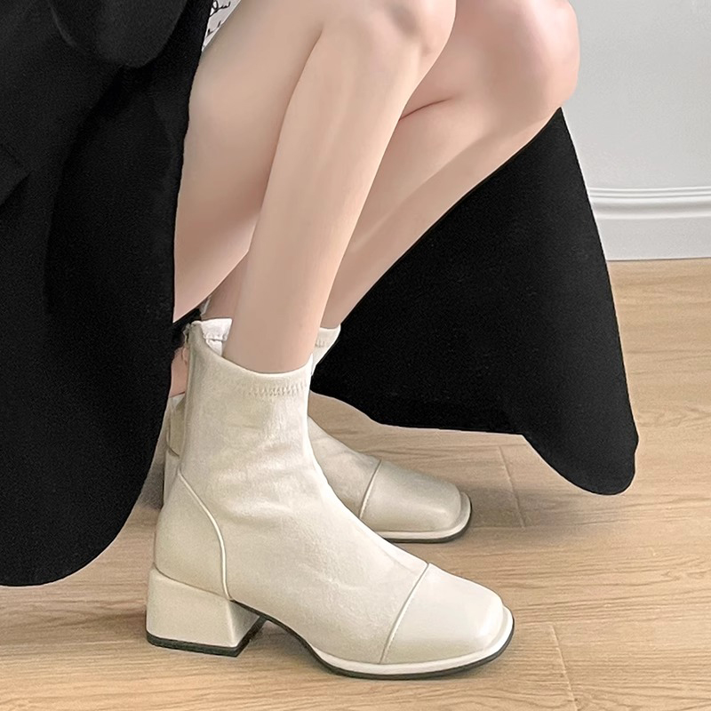 ストレッチショートブーツ