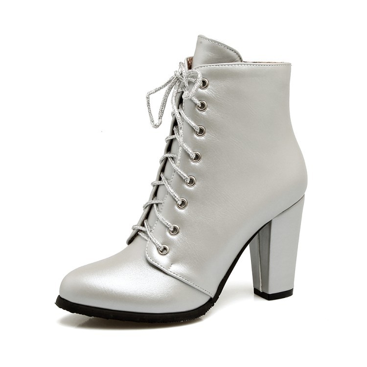 https://fulmo-img-server.com/stepchic/962f7b7a-f7e0-4e86-a17d-d54c500f4af1.jpg