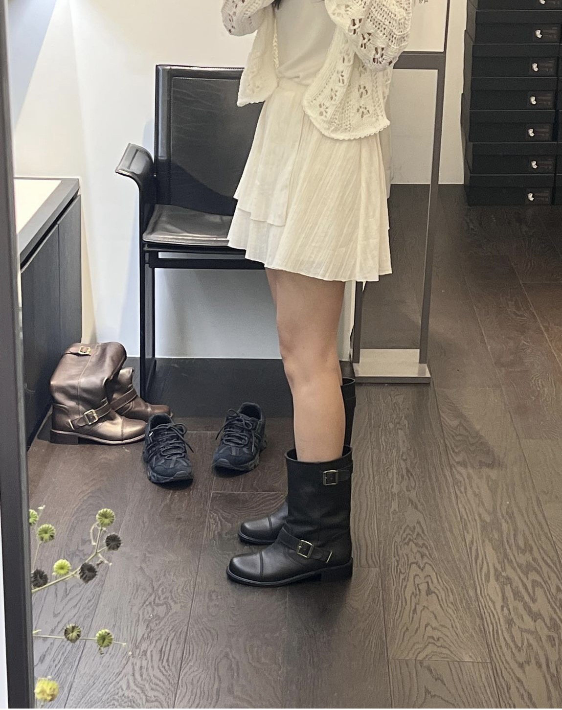 https://fulmo-img-server.com/stepchic/9962ee59-5fe5-4a12-b7af-61e908329bbb.jpg