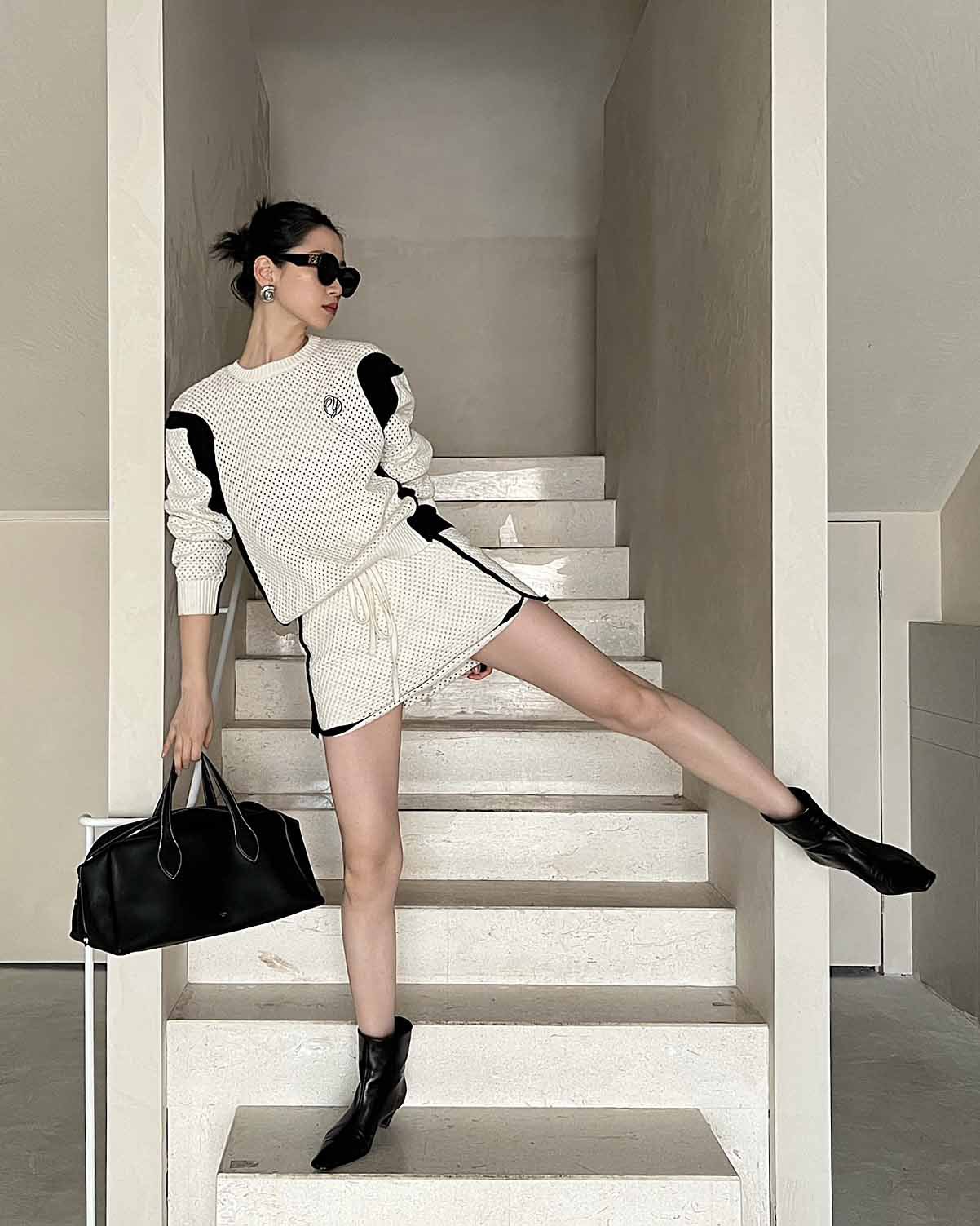 https://fulmo-img-server.com/stepchic/9d2d1cc4-1a3d-4a36-ba59-df7fd13ee61f.jpg