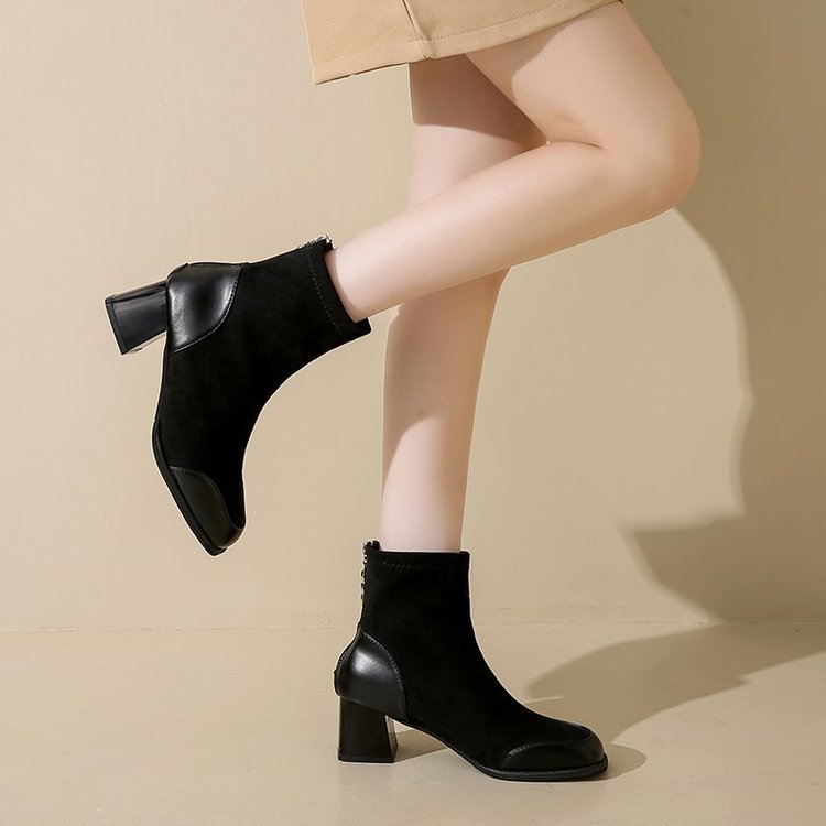 ショートブーツ 上品な太めヒール本革ショートブーツ