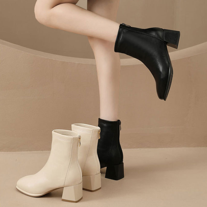 https://fulmo-img-server.com/stepchic/c69cb223-f511-4c31-baa8-3369a3b6103f.jpg