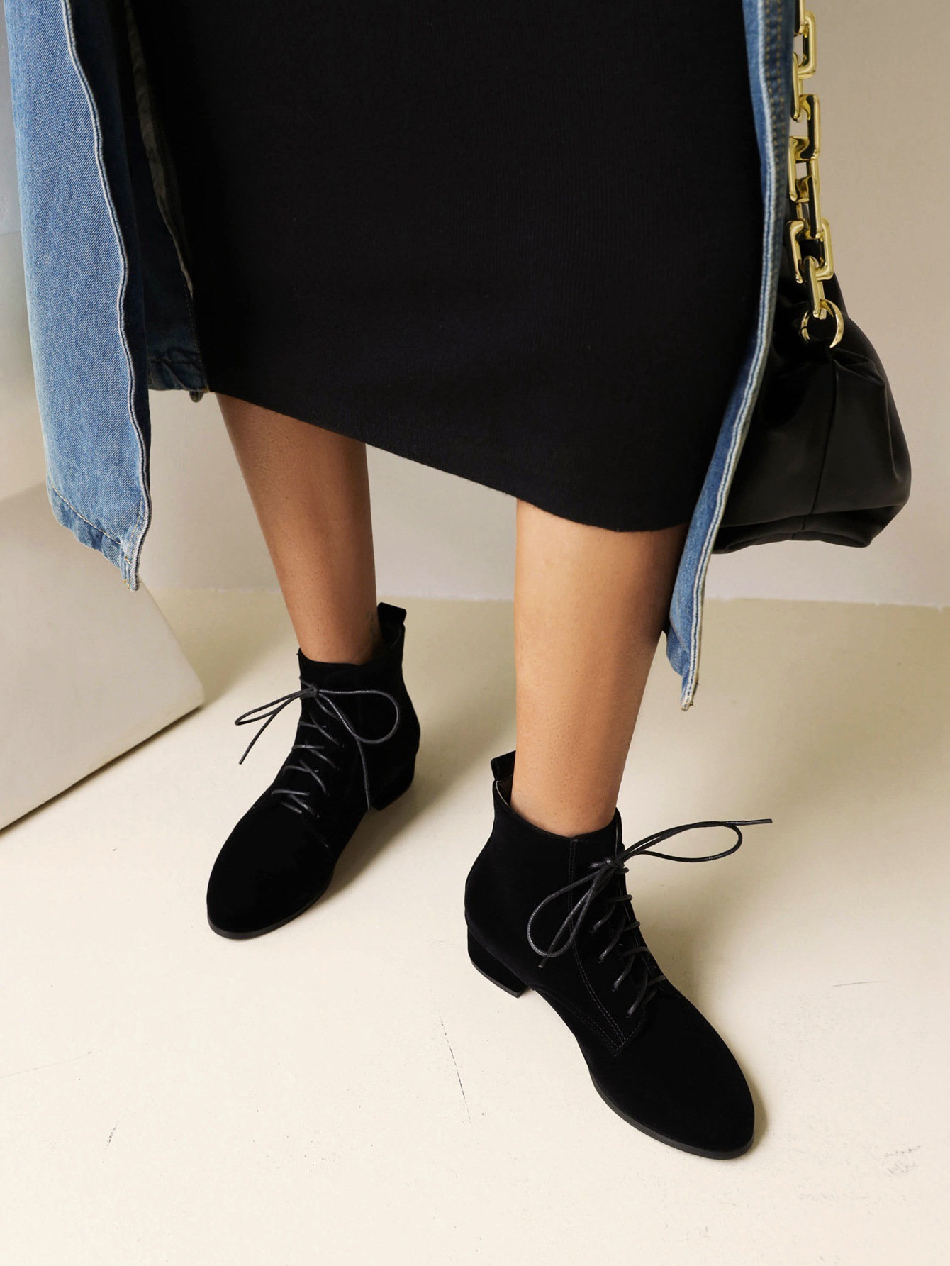 https://fulmo-img-server.com/stepchic/cb23099c-7fa3-4c4b-902e-df69d3caa251.jpg