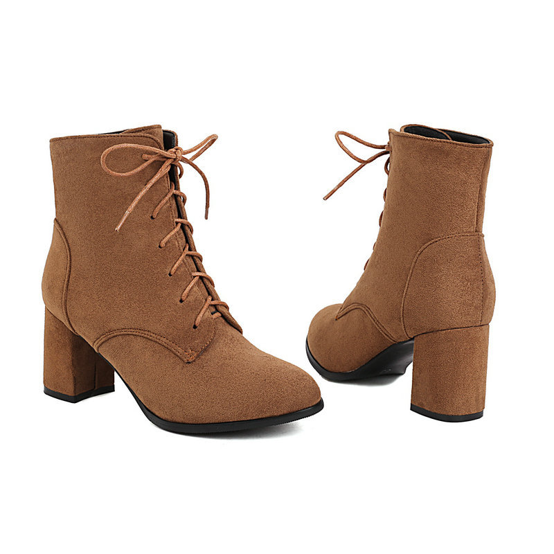 https://fulmo-img-server.com/stepchic/cc80afab-04c5-43f9-8cc4-ca4e08022233.jpg