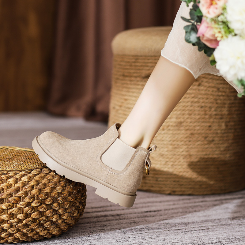 https://fulmo-img-server.com/stepchic/cd708bd9-130a-405d-85a4-812256b8ea0f.jpg