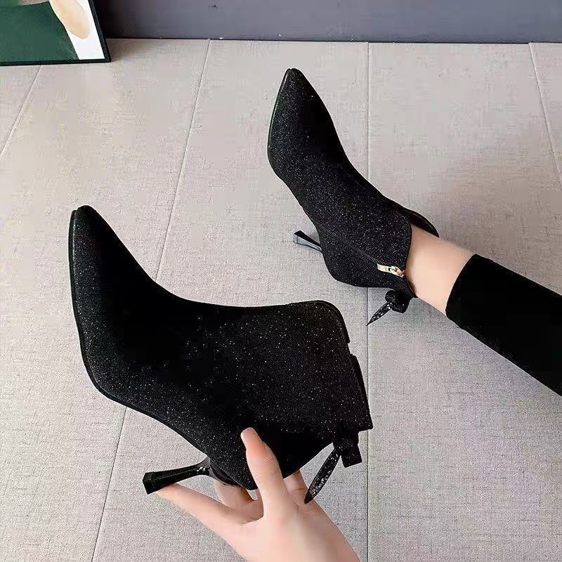 https://fulmo-img-server.com/stepchic/d609a329-4677-4a73-8431-fcf6df89319a.jpg