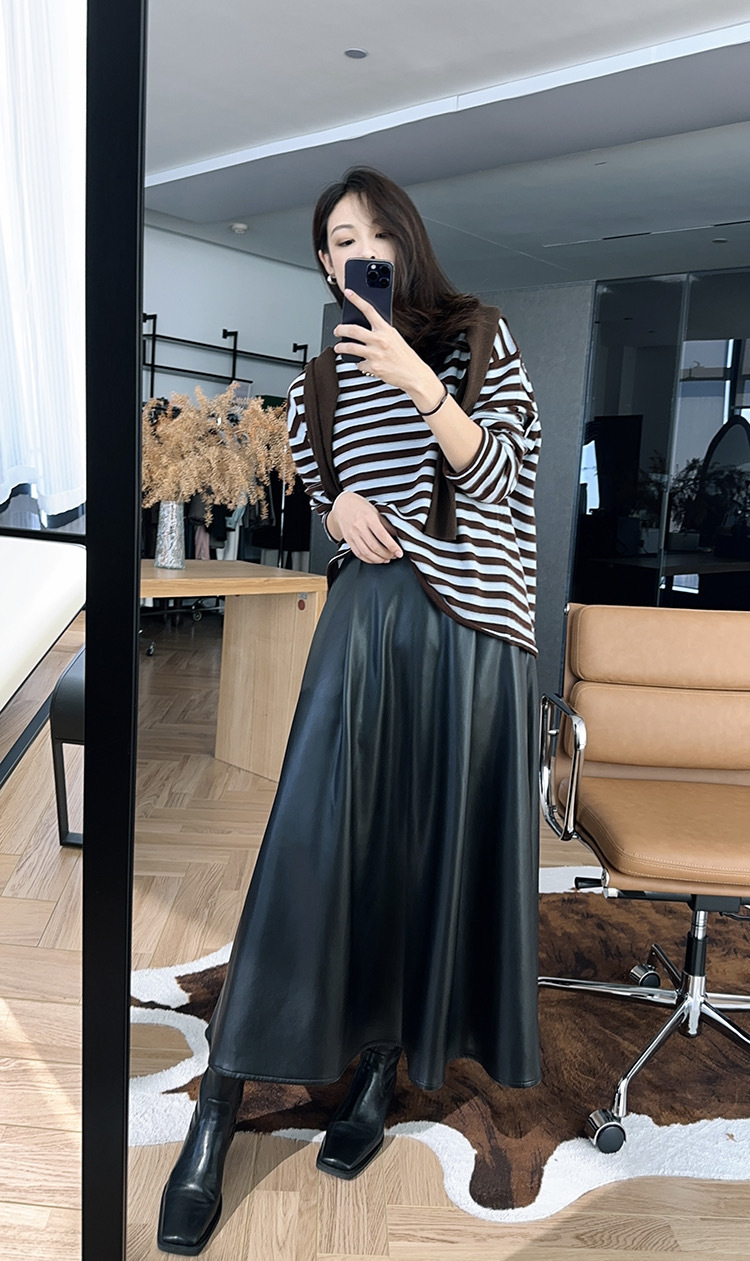 https://fulmo-img-server.com/stepchic/ed764d38-8115-4d99-9a20-8b000c5f4b89.jpg