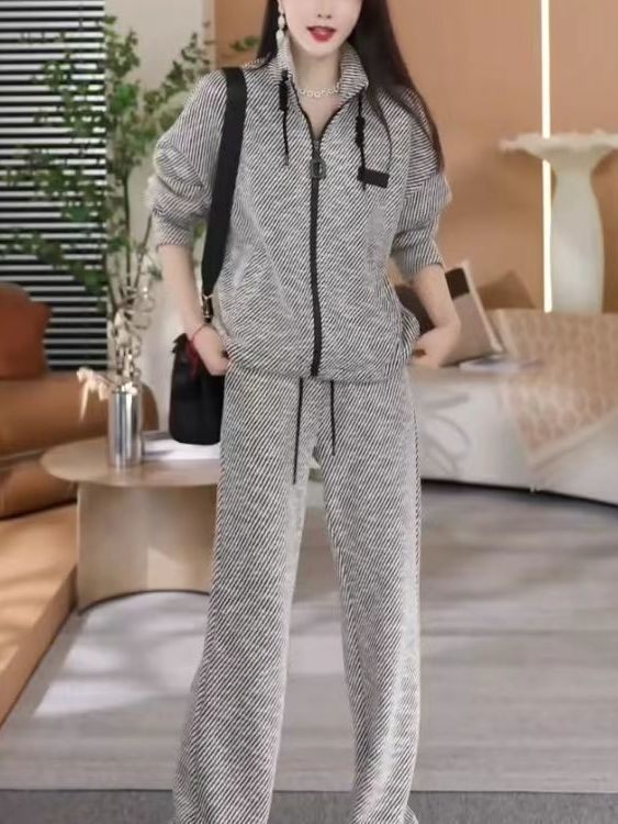 骨格ストレートストライプカジュアルセットアップ