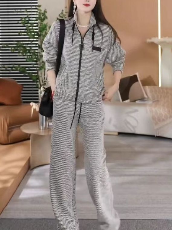 骨格ストレートストライプカジュアルセットアップ