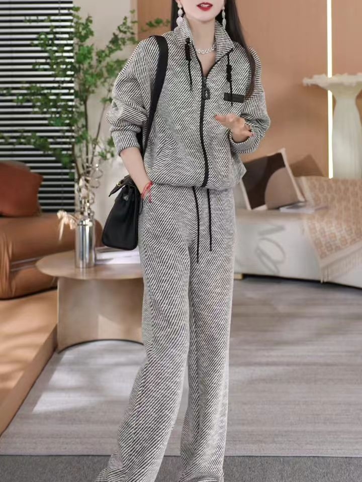 骨格ストレートストライプカジュアルセットアップ