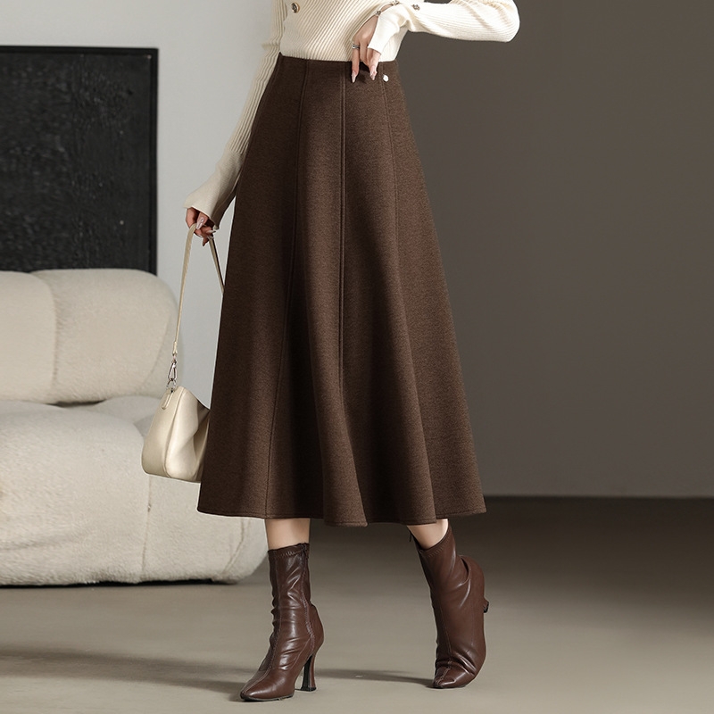 骨格ウェーブAラインスカート