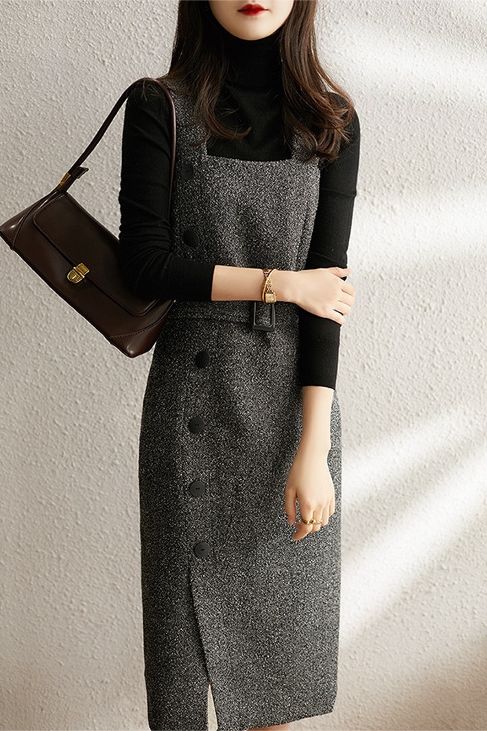 骨格ウェーブベルト付きジャンパースカート