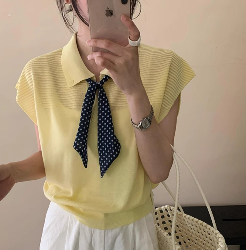 骨格ウェーブフレンチスリーブドットボータイニットトップス