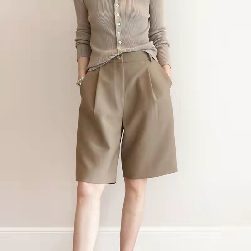 骨格ストレートワンタックショートパンツ
