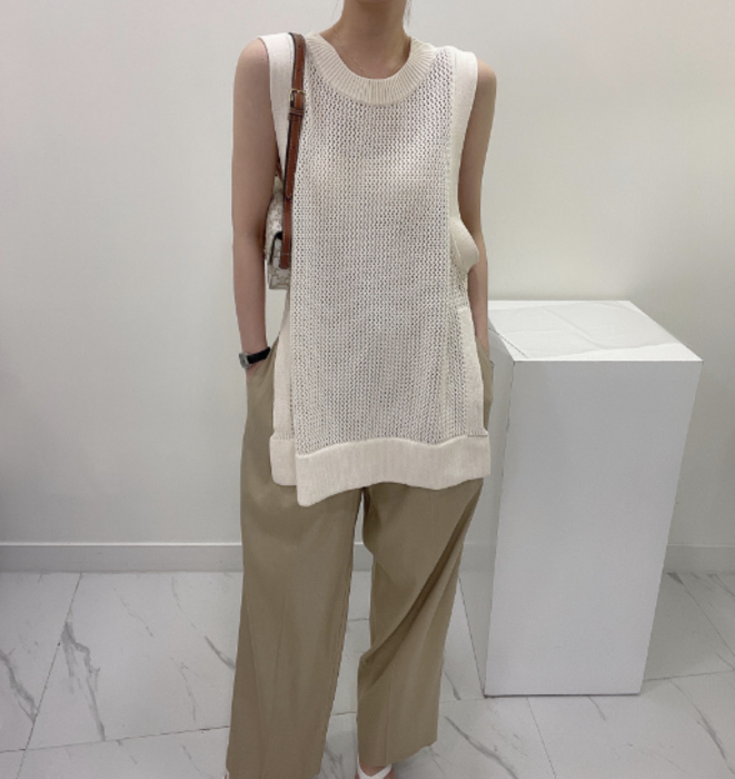 骨格ストレートメッシュニットベスト