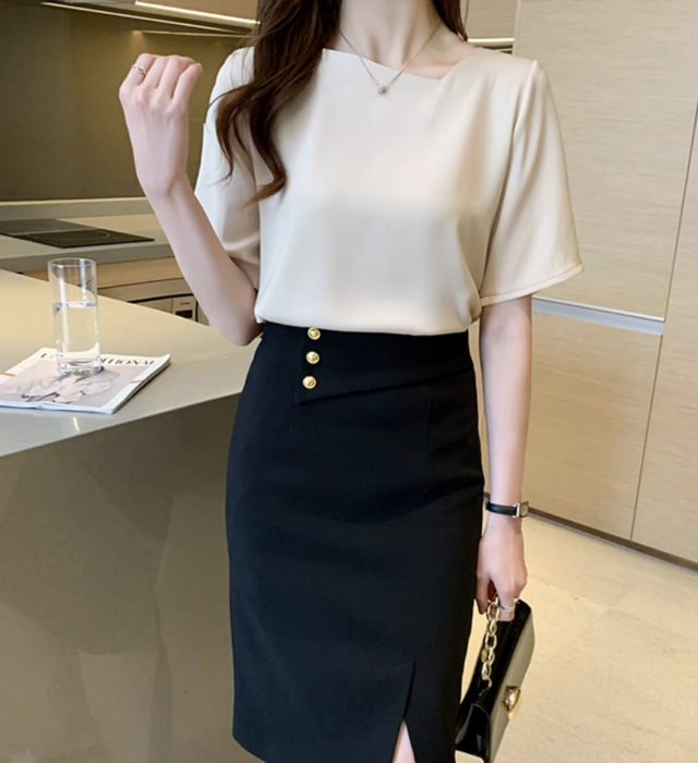 https://fulmo-img-server.com/stlady/8333bab1efe245f126ba06f71b64a91c.png