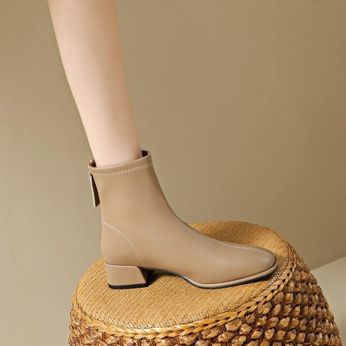 https://fulmo-img-server.com/stlady/b0b348e39095936395237fede98ab07f.jpg