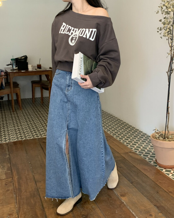 骨格ストレートフロントスリットデニムロング