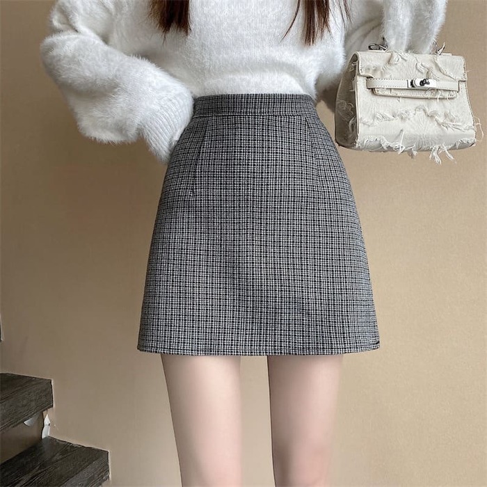 https://fulmo-img-server.com/stlady/f714308f060231bb95e5737d67769980.jpg