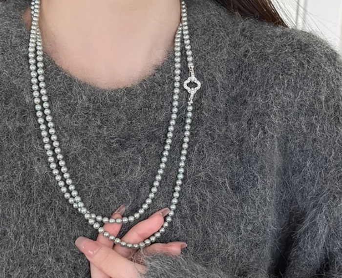 骨格ストレートパールロングチェーンネックレス