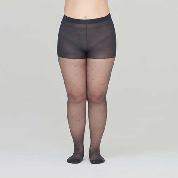 上品な透かし柄ドット美脚ストッキング