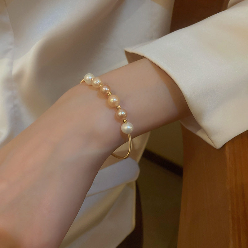 パワーストーン アクセサリー 天然真珠の輝き開運バングル型ブレスレット