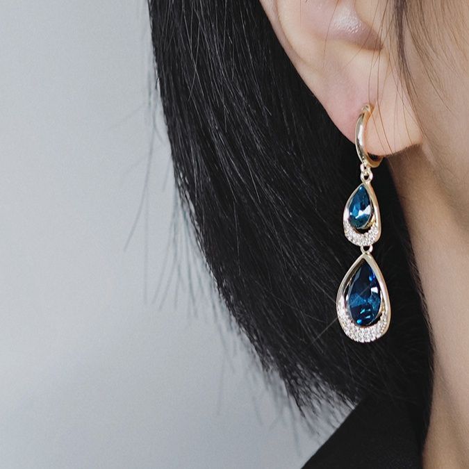 パワーストーン アクセサリー 煌めく青い雫 二連ティアドロップイヤリング