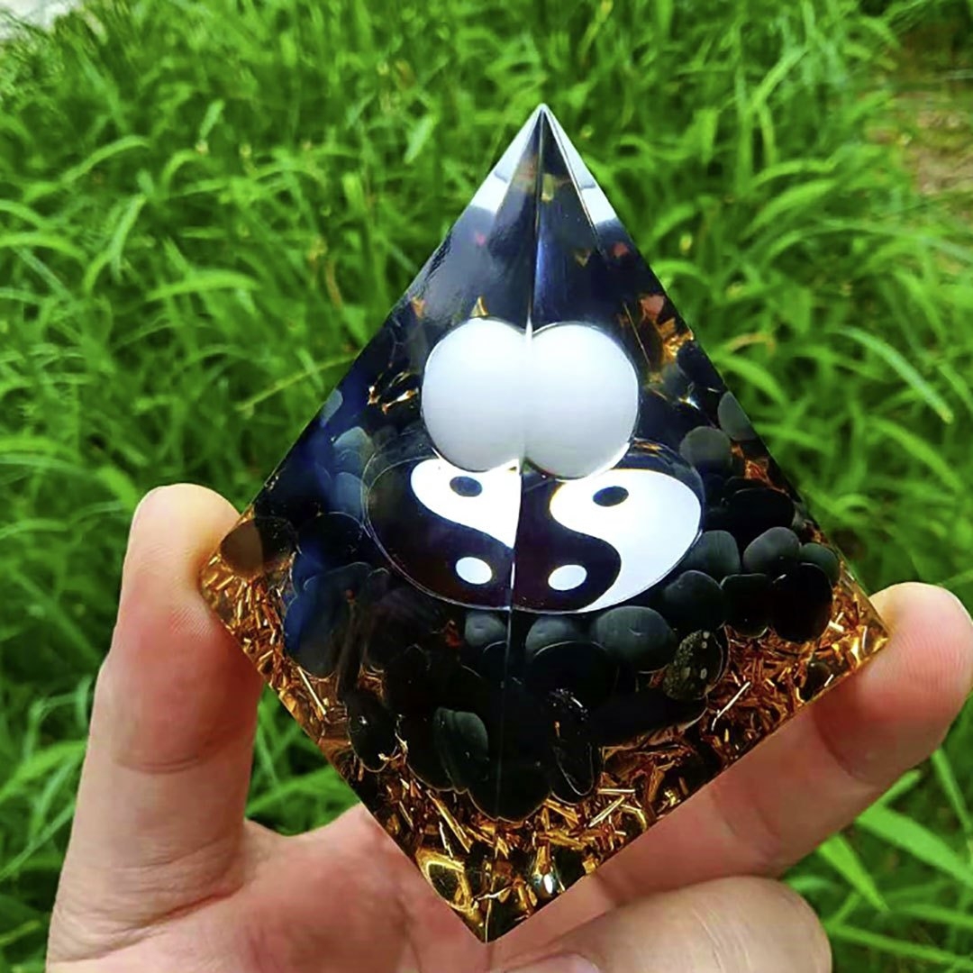 パワーストーン アクセサリー 陰陽ピラミッド型オルゴナイト 数珠 パワーストーン 幸運 浄化