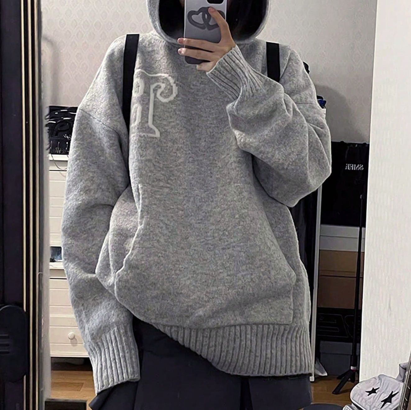 ストリートファッション フード付きゆったりシルエット装飾ニットパーカー