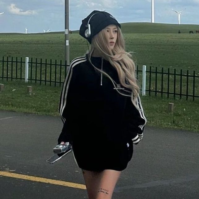 https://fulmo-img-server.com/streety/1780981147023_e20kln8p_0hobwhbt.jpeg