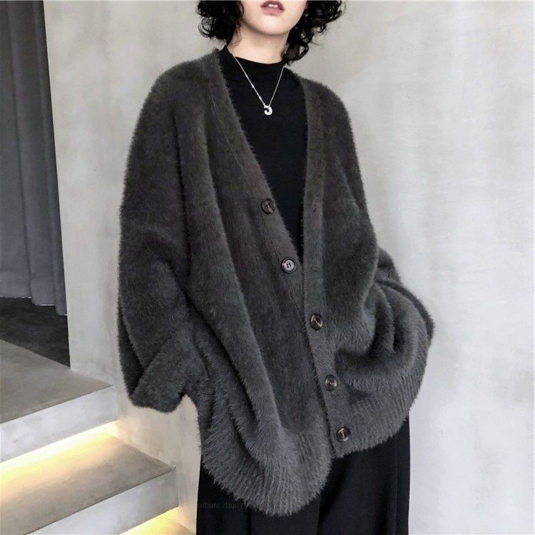 https://fulmo-img-server.com/streety/1788929070706_i4p7r7ca_brbmxwni.jpeg