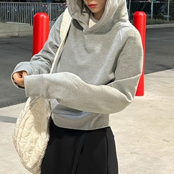 https://fulmo-img-server.com/streety/1791858640309_0w60tmth_x0n215cr.jpeg
