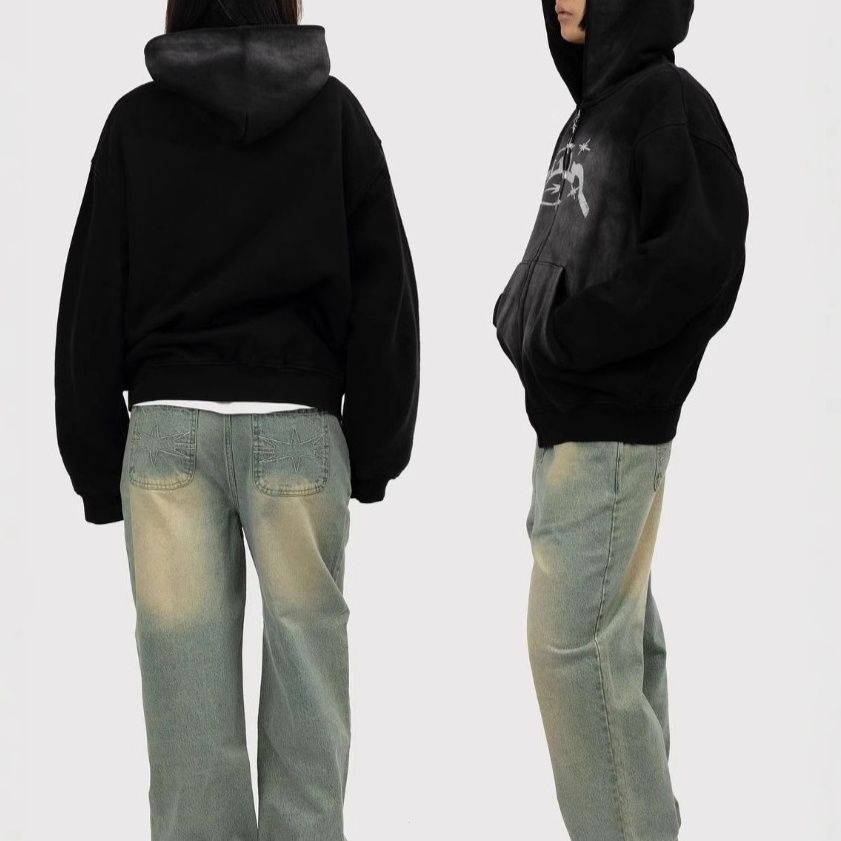 https://fulmo-img-server.com/streety/1791868878541_uniqcrib_fcgypf5p.jpeg
