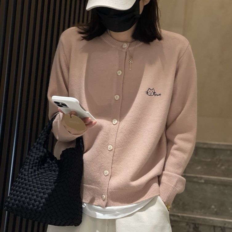 https://fulmo-img-server.com/streety/2b9481df-fd45-4d6f-a5f5-9a5cdd5fe447.jpg