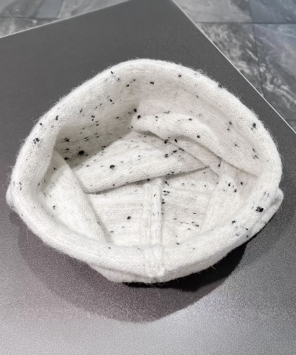 ストリートファッション 小顔効果ロゴニット帽子ビーニー折り返し