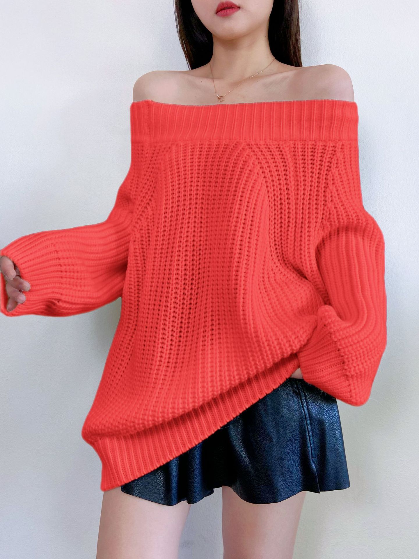 ストリートファッション オフショルダーざっくり編みケーブルニット