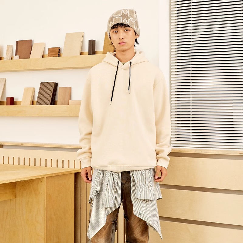 ストリートファッション ゆったりシルエット 定番パーカー