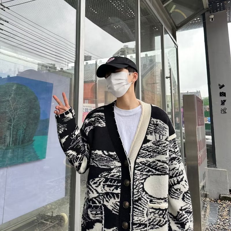 ストリートファッション 風景画モチーフオーバーサイズニット