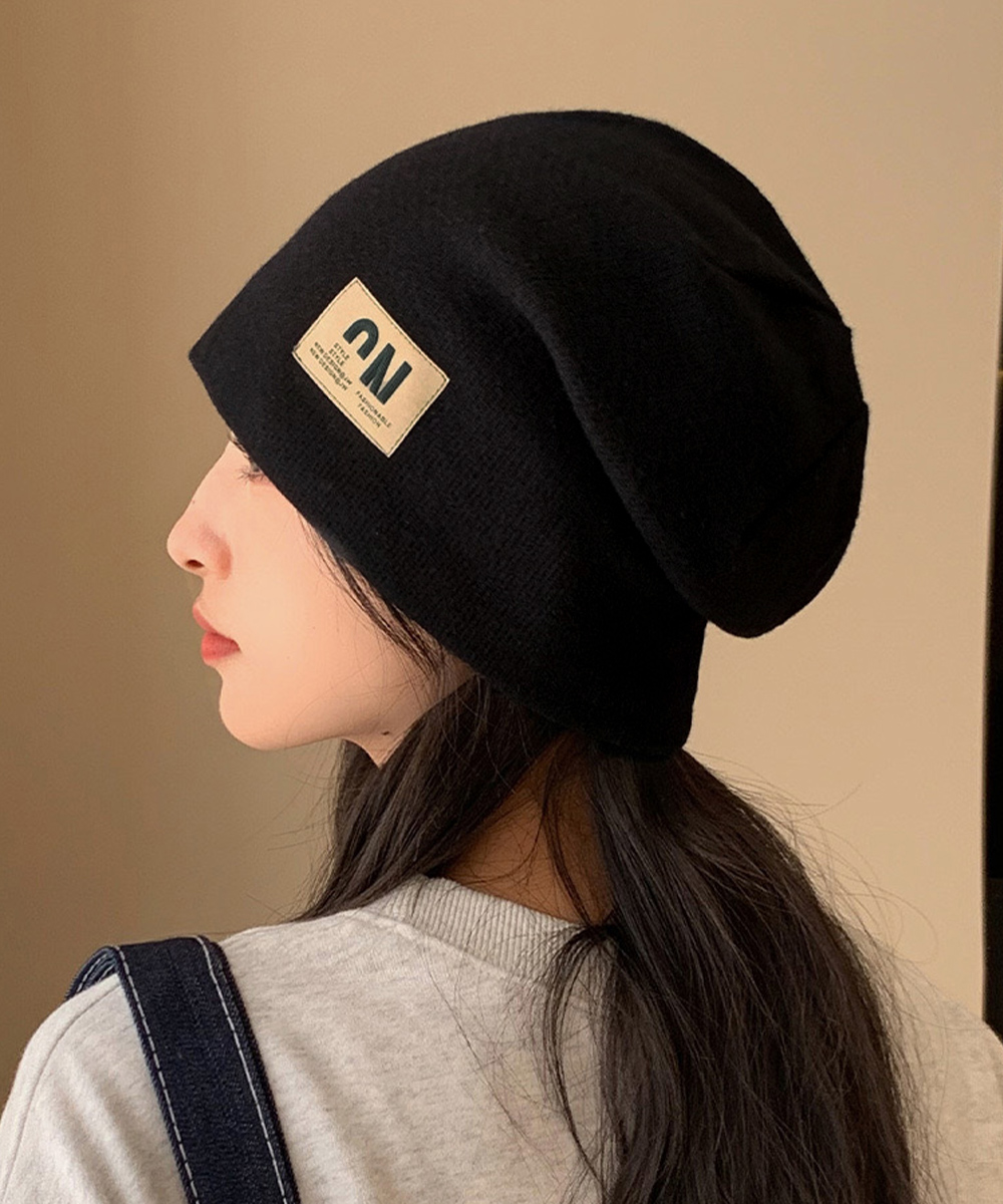 ストリートファッション ロゴワッペン付きリブニット帽 防寒ビーニー