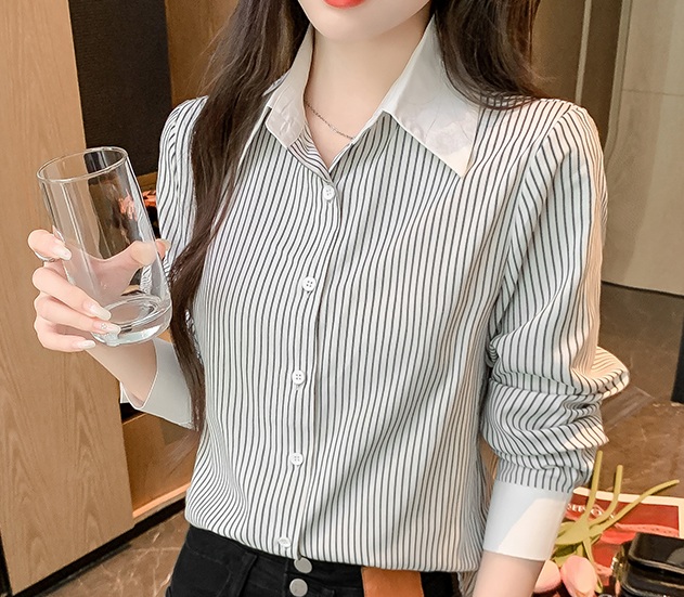 ストライプシャツ 上品襟付きストライプ柄シャツ