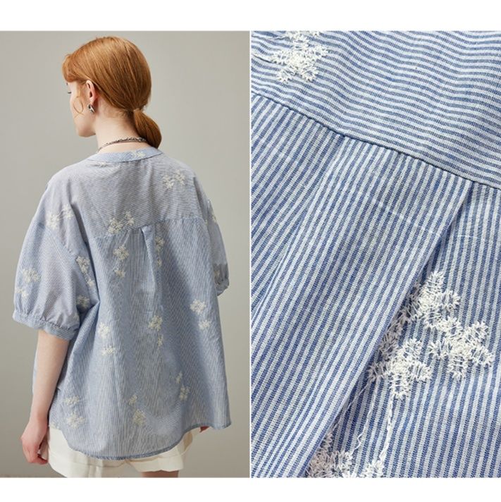 ストライプシャツ 花刺繍シャーリングブラウス