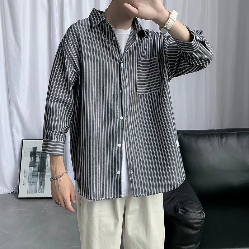 ストライプシャツ クラシック縦縞ゆったりシャツ