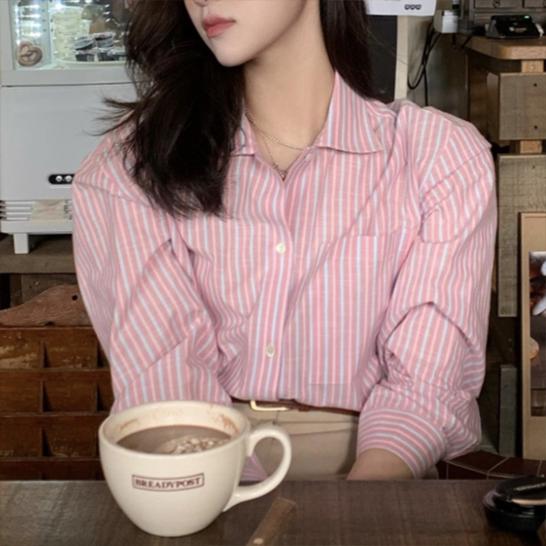 https://fulmo-img-server.com/stripel/866dde2f-a00e-4e60-813d-59a3c6d1a952.jpg