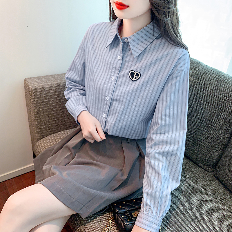 ストライプ シャツ ハート刺繍入りストライプシャツ