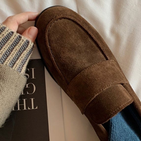 スエード靴 上品な本革仕上げローファー風スエード靴