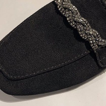 スエード靴 チェーンモチーフ装飾スエード靴ローファー